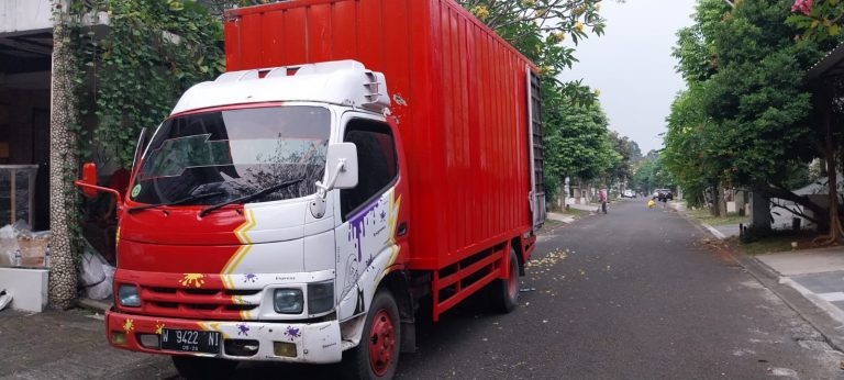 Jasa Pindahan Kantor Gedung Victoria